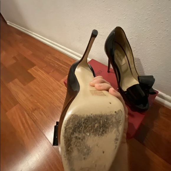 Valentino With Bow Black Patent Leather Platform Heels 36.5 - Picture 8 of 9
